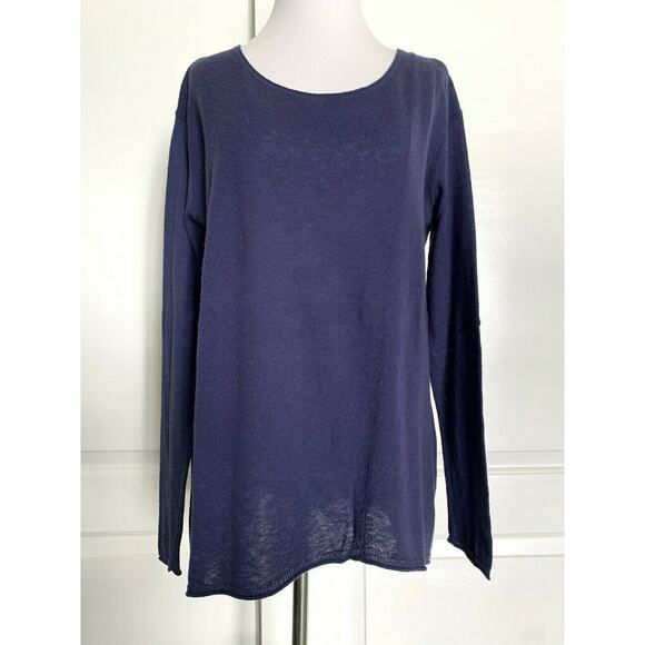MSRP $325 VINCE. Women's Wool Silk Navy Blue Slouchy Sweater Designer M - Picture 2 of 7